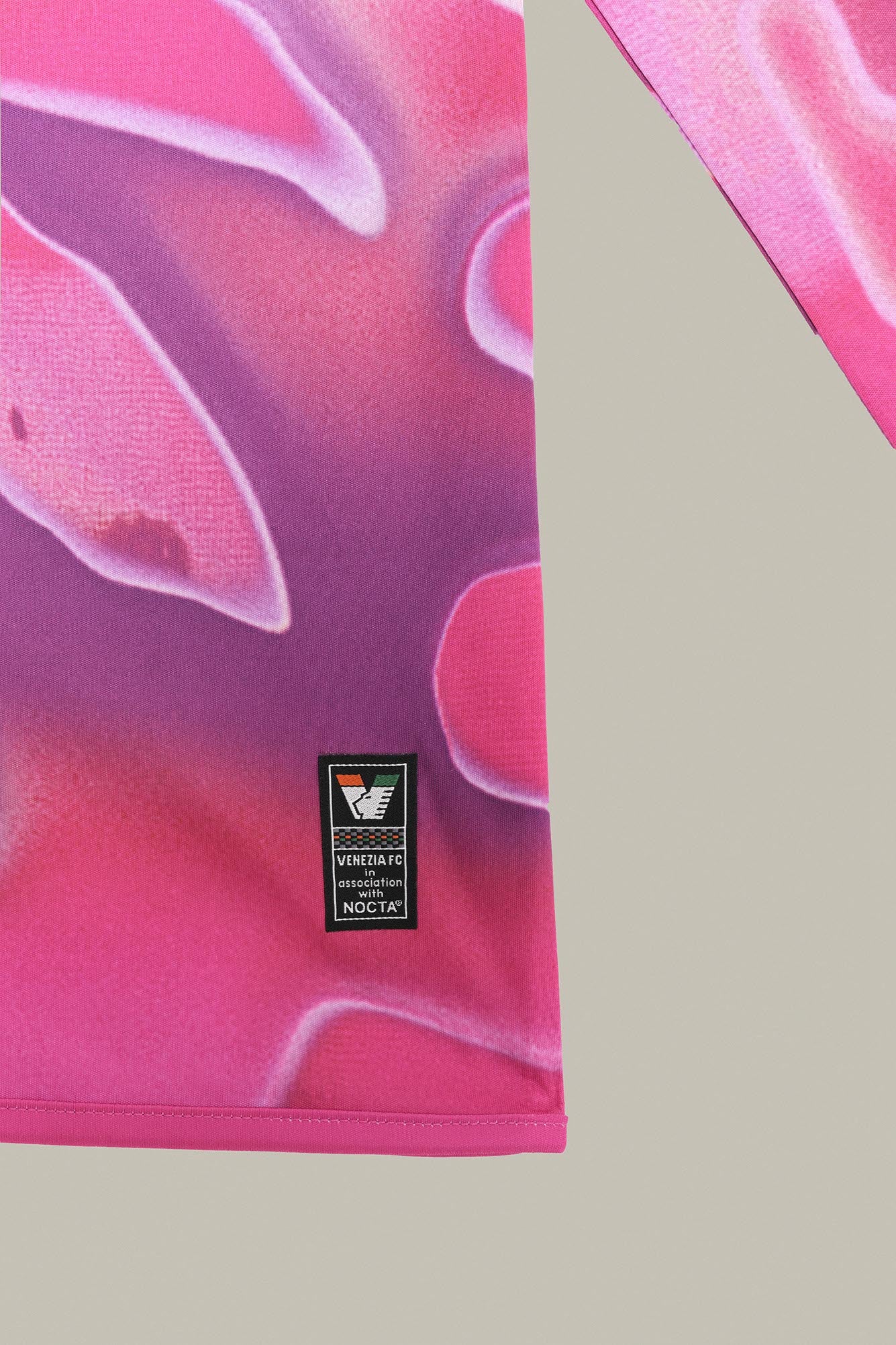 25/26 Goalkeeper Match Away Jersey - Image 8
