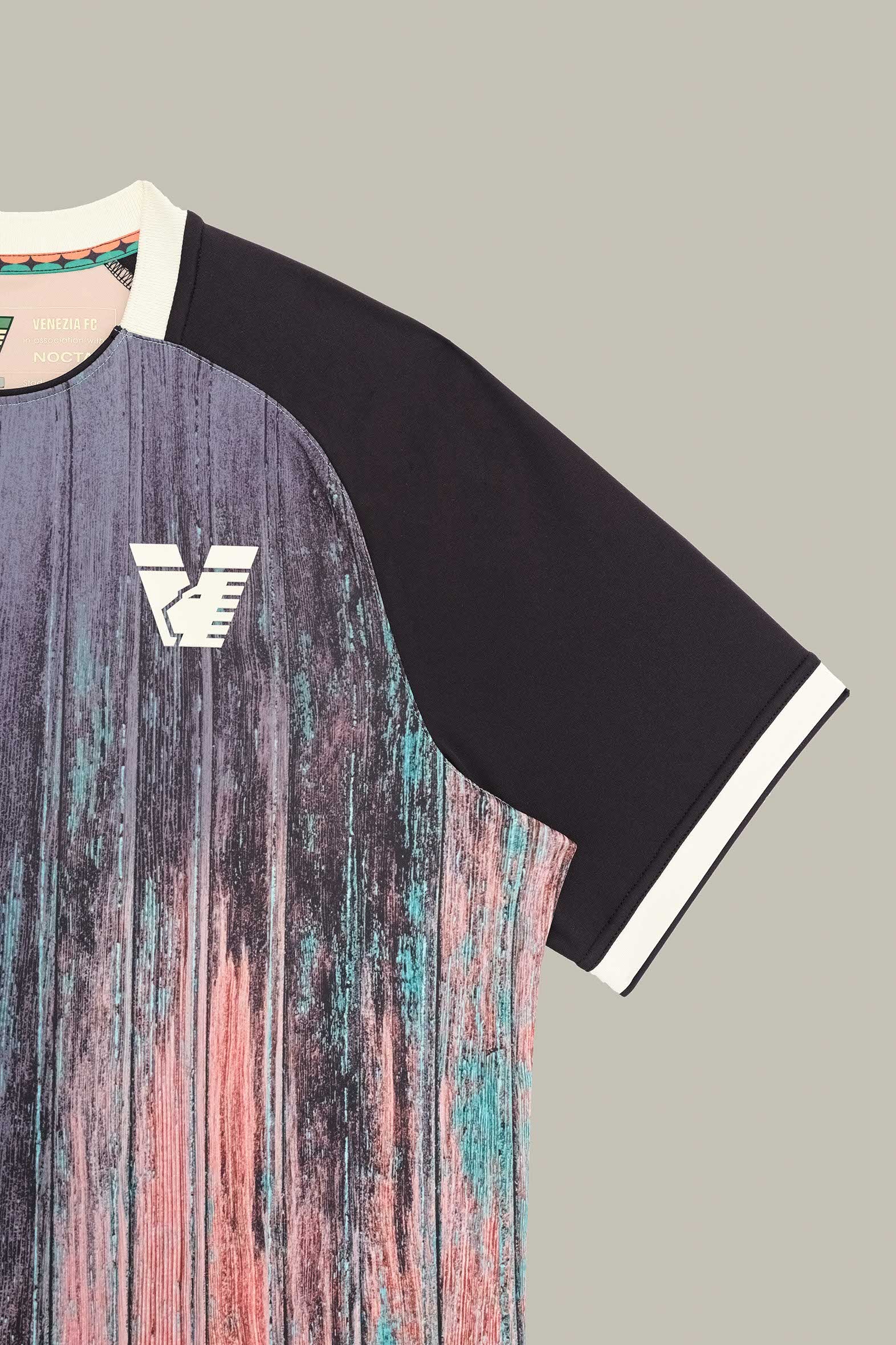 25/26 Pre-Match Jersey II - Image 9